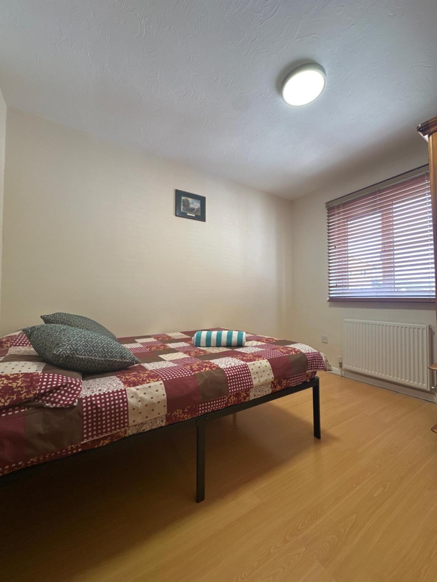 Double Near Airport, Excel In Heart Of Alloggio in famiglia Londra
